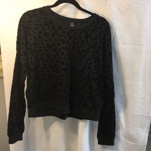 Alya Black Velvet Leopard Print Crew Neck Sweatshirt Sz M